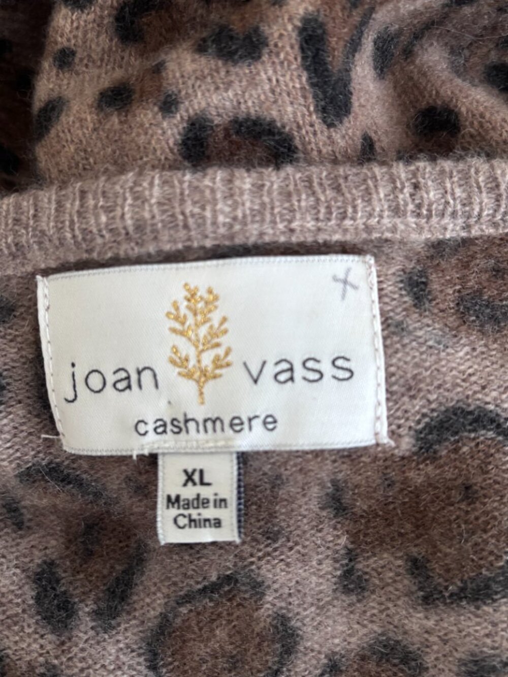 ๐ Joan Vass Leopard Print Open Front Cashmere Sweater - Picture 9 of 9